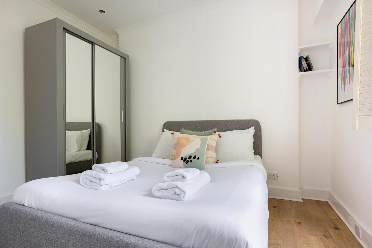 Beautiful 2 Bedrooms Apartment In Knightsbridge London Exterior photo